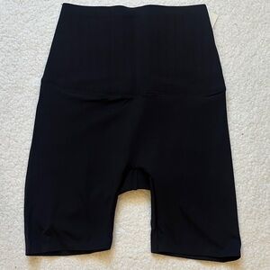 Seamless Black High-Waisted Shapewear Shorts women small tummy control black